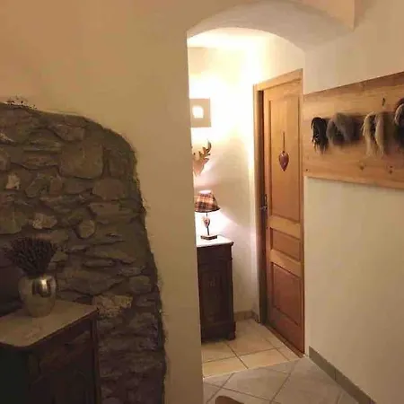 Ovronnaz, Le Vieux Mazot * Chamoson